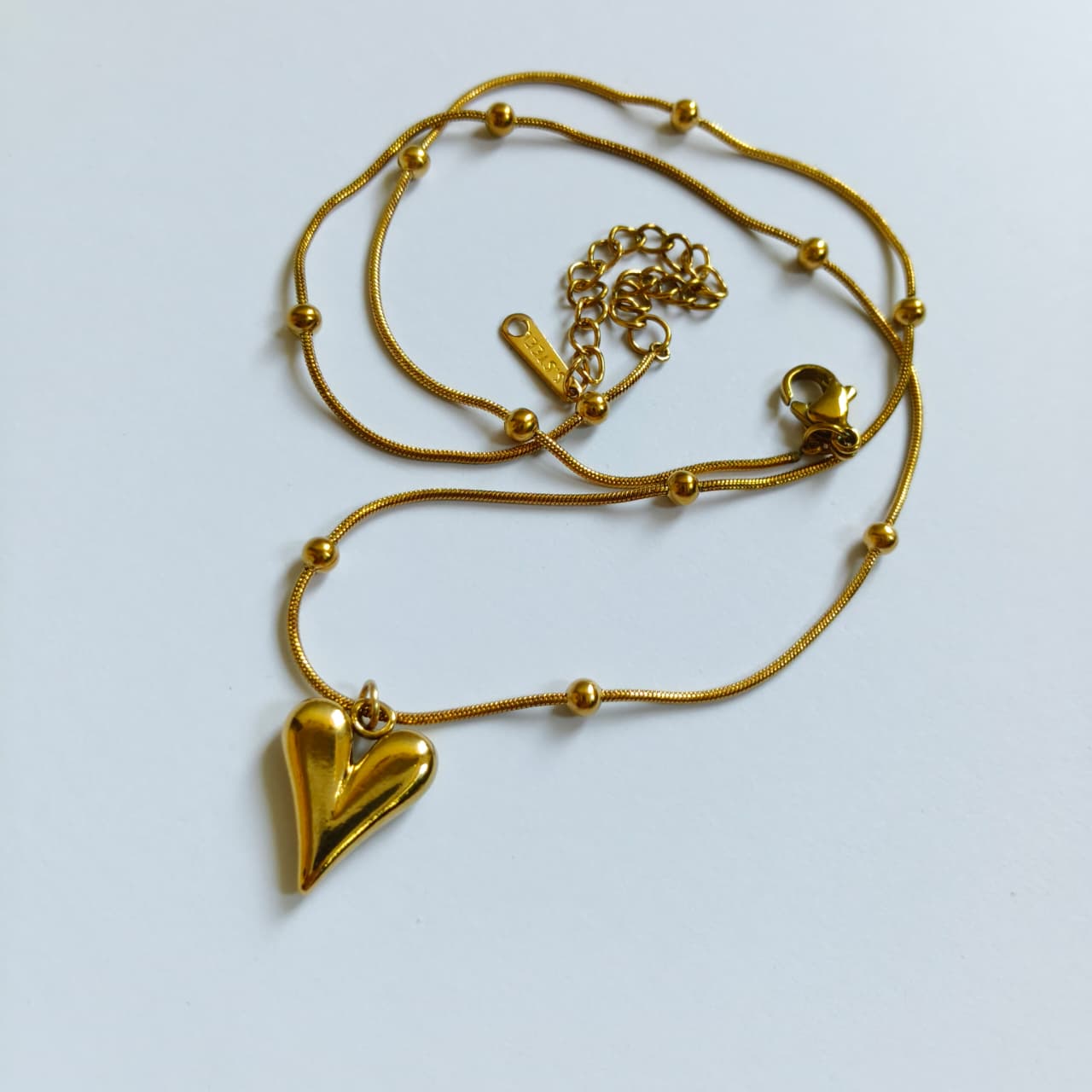 Aurelia Gold Heart Pendant Necklace – Beaded Snake Chain
