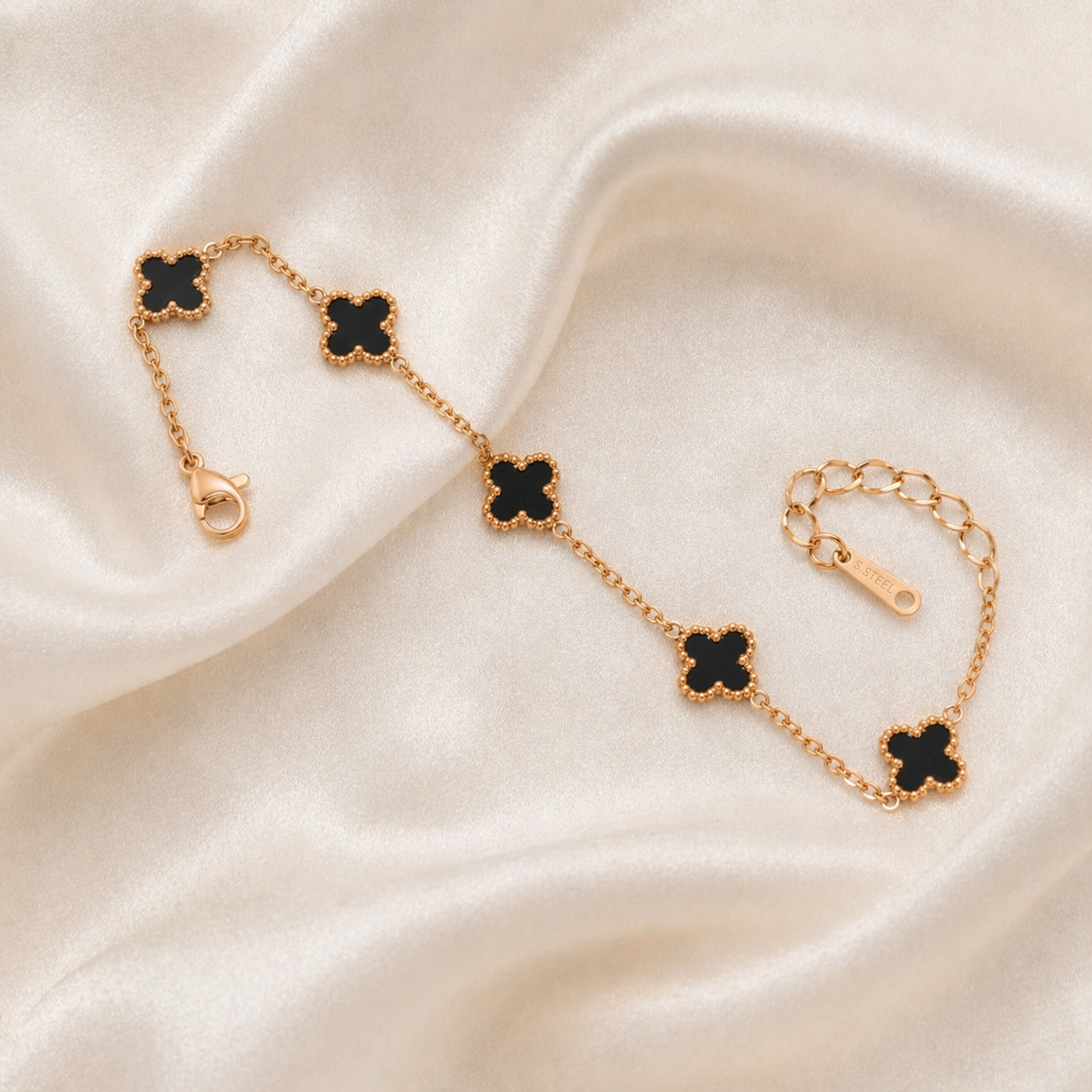 Clover Chain Bracelet – Gold & Black